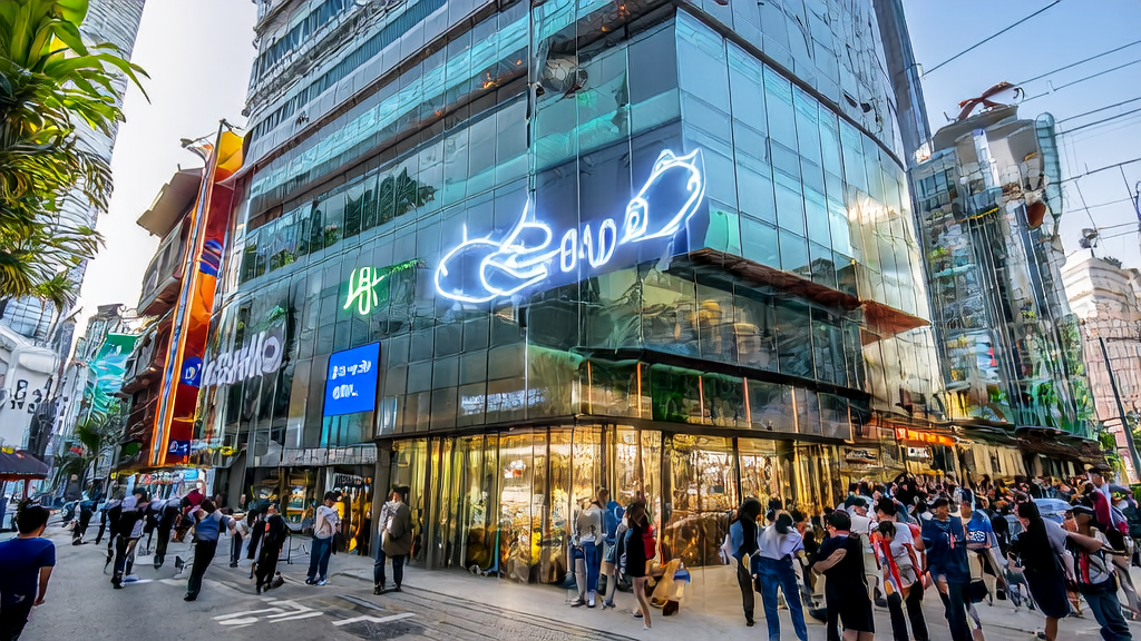 A bustling Southeast Asian street scene where people use AI technology for precise marketing and customer acquisition